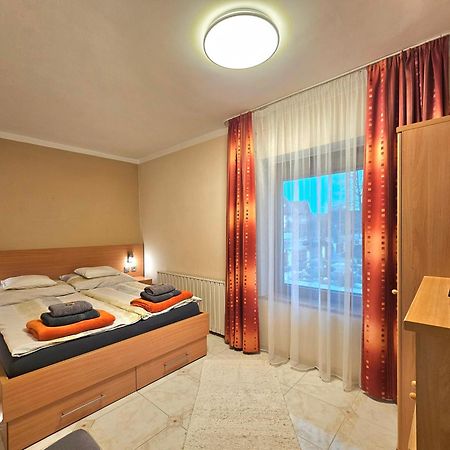 Apartman Siesta Buek - Buekfuerdo Bagian luar foto