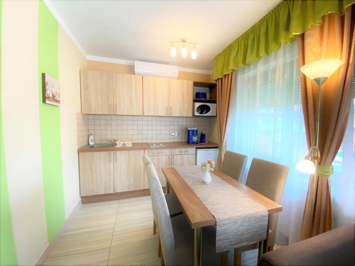 Apartman Siesta Buek - Buekfuerdo Bagian luar foto