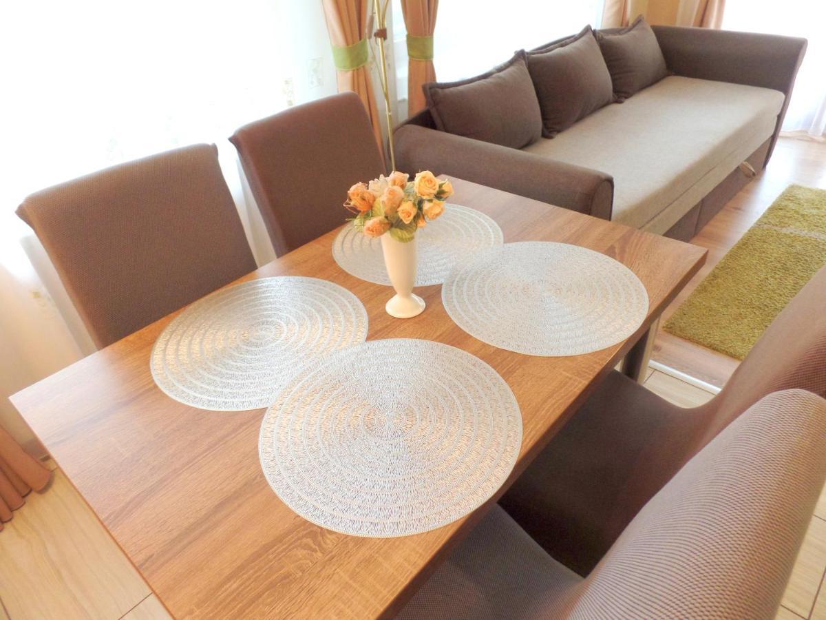 Apartman Siesta Buek - Buekfuerdo Bagian luar foto